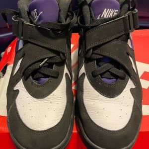 Charles Barkley Sneakers size 7.5